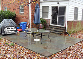 Backyard Pennsylvania flagstone patio